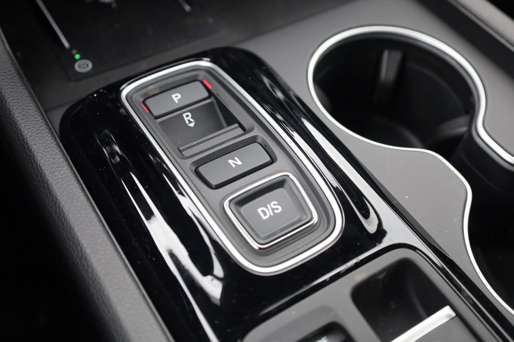 New 2025 Honda Pilot Touring image 23