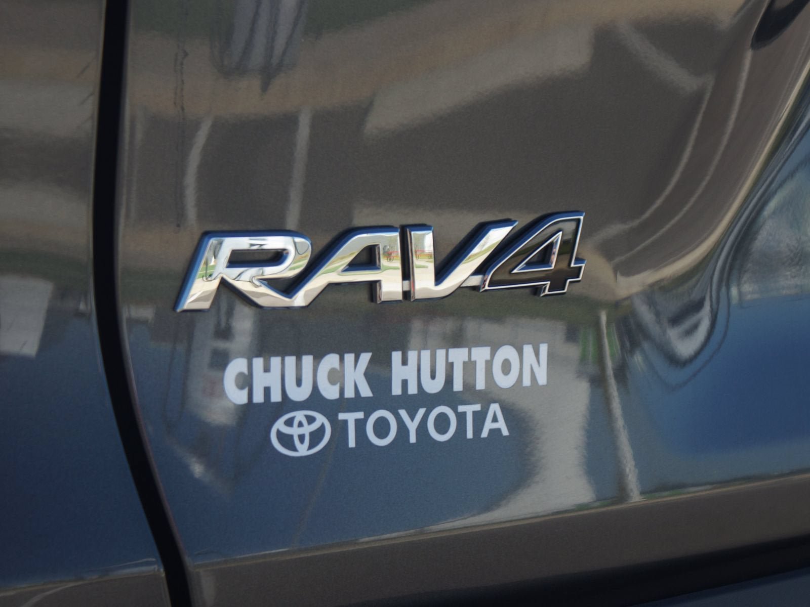 Used 2025 Toyota RAV4 XLE FWD image 17