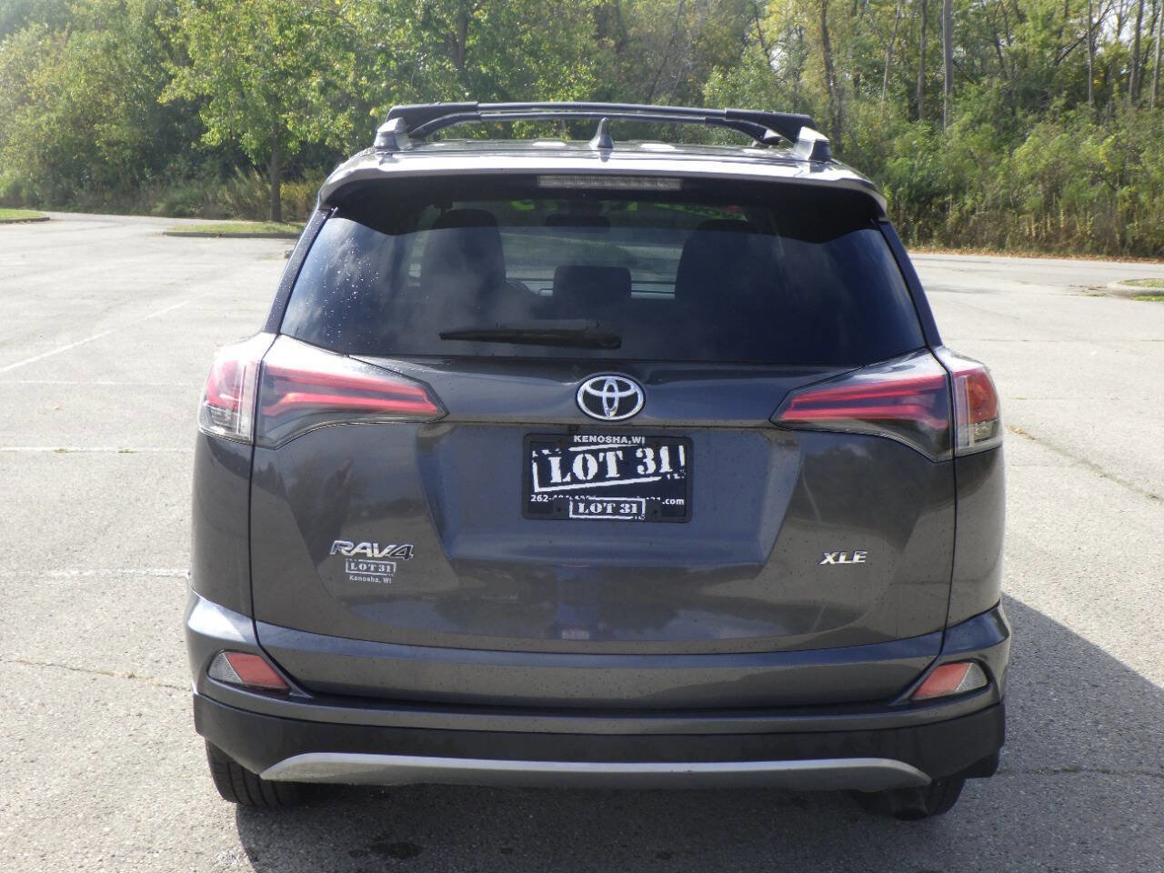 Used 2017 Toyota RAV4 XLE w/ Premium Special Value Package FWD image 5