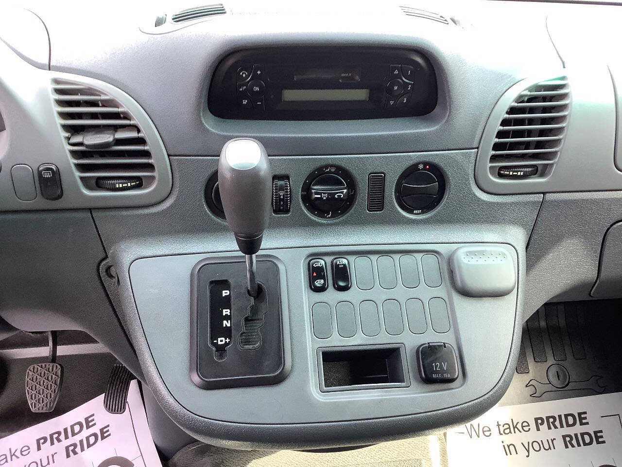 Used 2003 Dodge Sprinter 2500 RWD image 42
