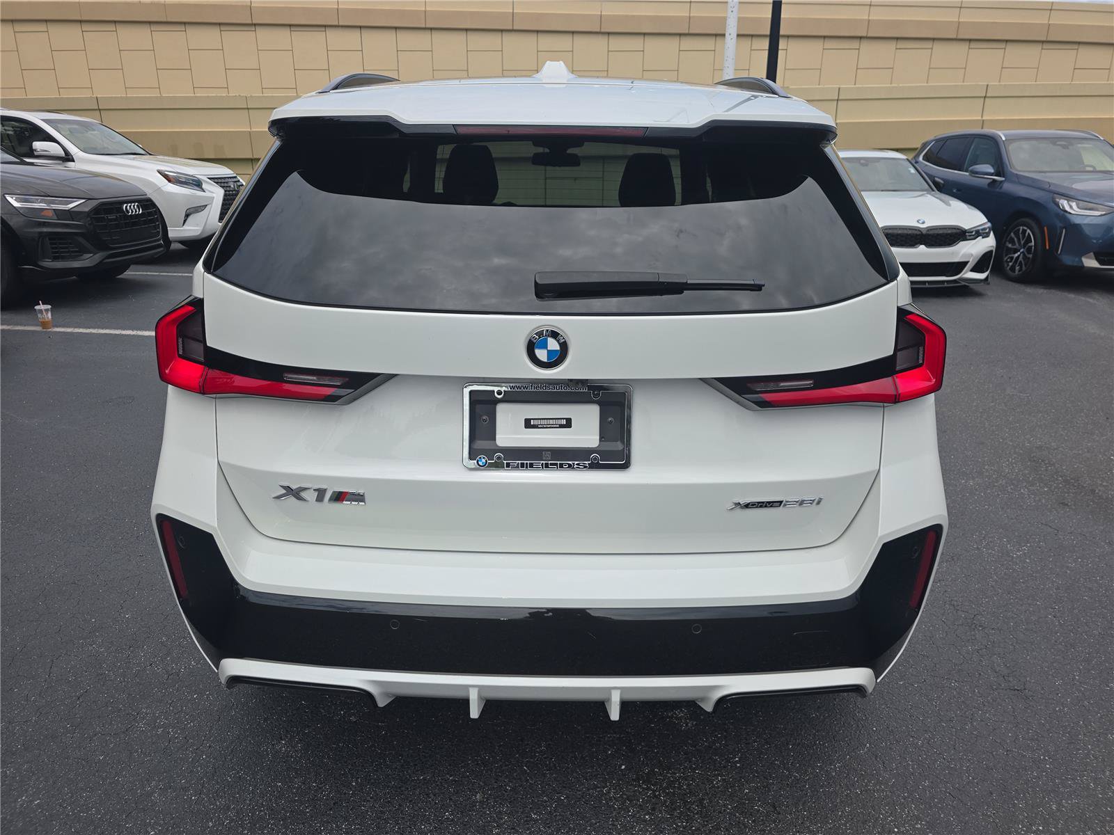 Used 2023 BMW X1 xDrive28i w/ Premium Package AWD/4WD image 4