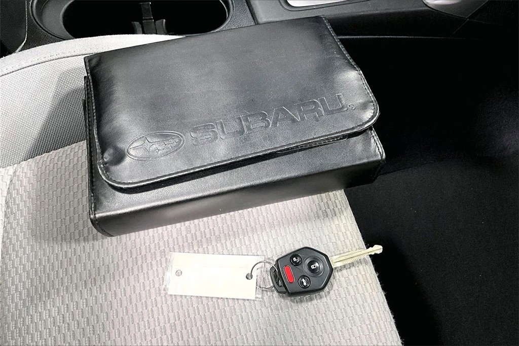 Used 2014 Subaru Forester 2.5i Premium w/ All-Weather Package image 32