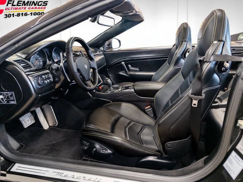 Used 2015 Maserati GranTurismo Sport image 13