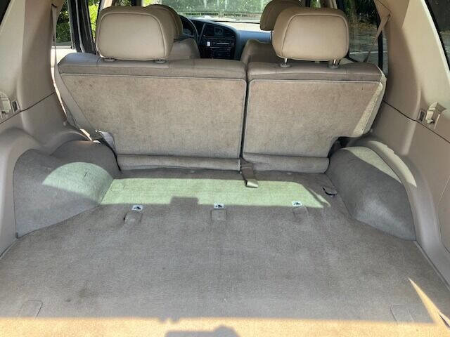 Used 2002 Nissan Pathfinder LE image 12