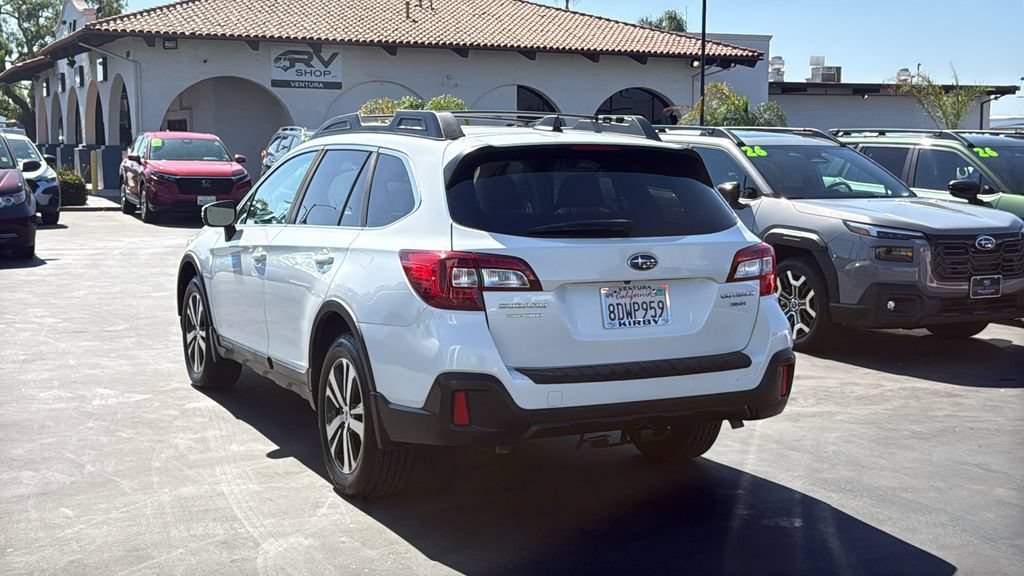 Used 2018 Subaru Outback 3.6R Limited AWD/4WD image 4