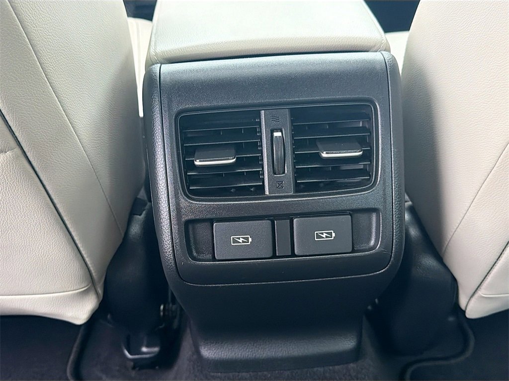 Used 2018 Honda Accord Touring image 27