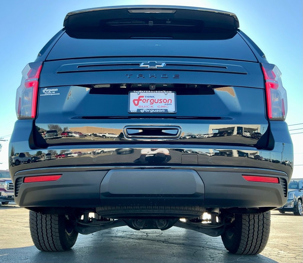 Used 2024 Chevrolet Tahoe Z71 w/ Luxury Package image 19