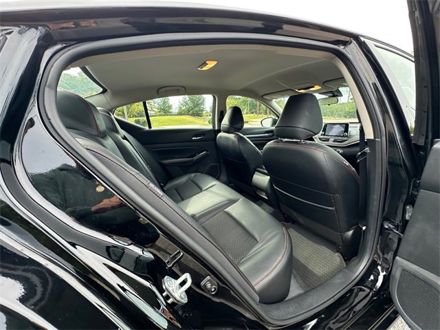 Used 2023 Nissan Altima 2.5 SR image 17