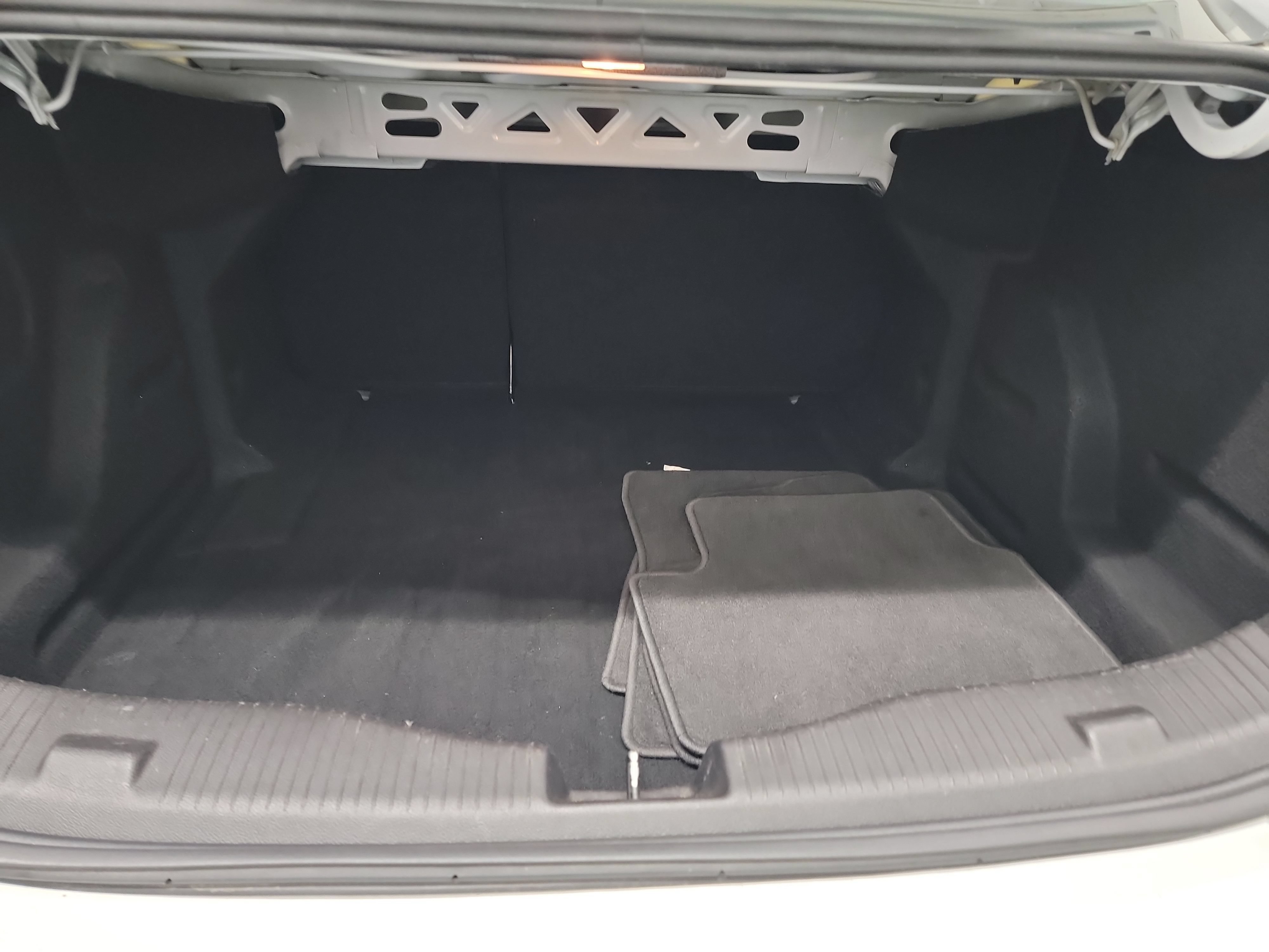 Used 2017 Chevrolet Cruze LT w/ Convenience Package FWD image 25