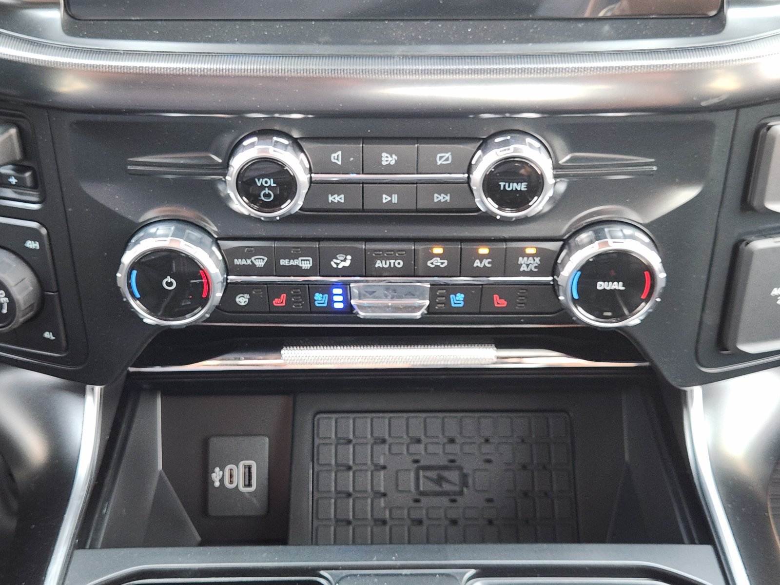 New 2026 Ford F150 Raptor AWD/4WD image 19