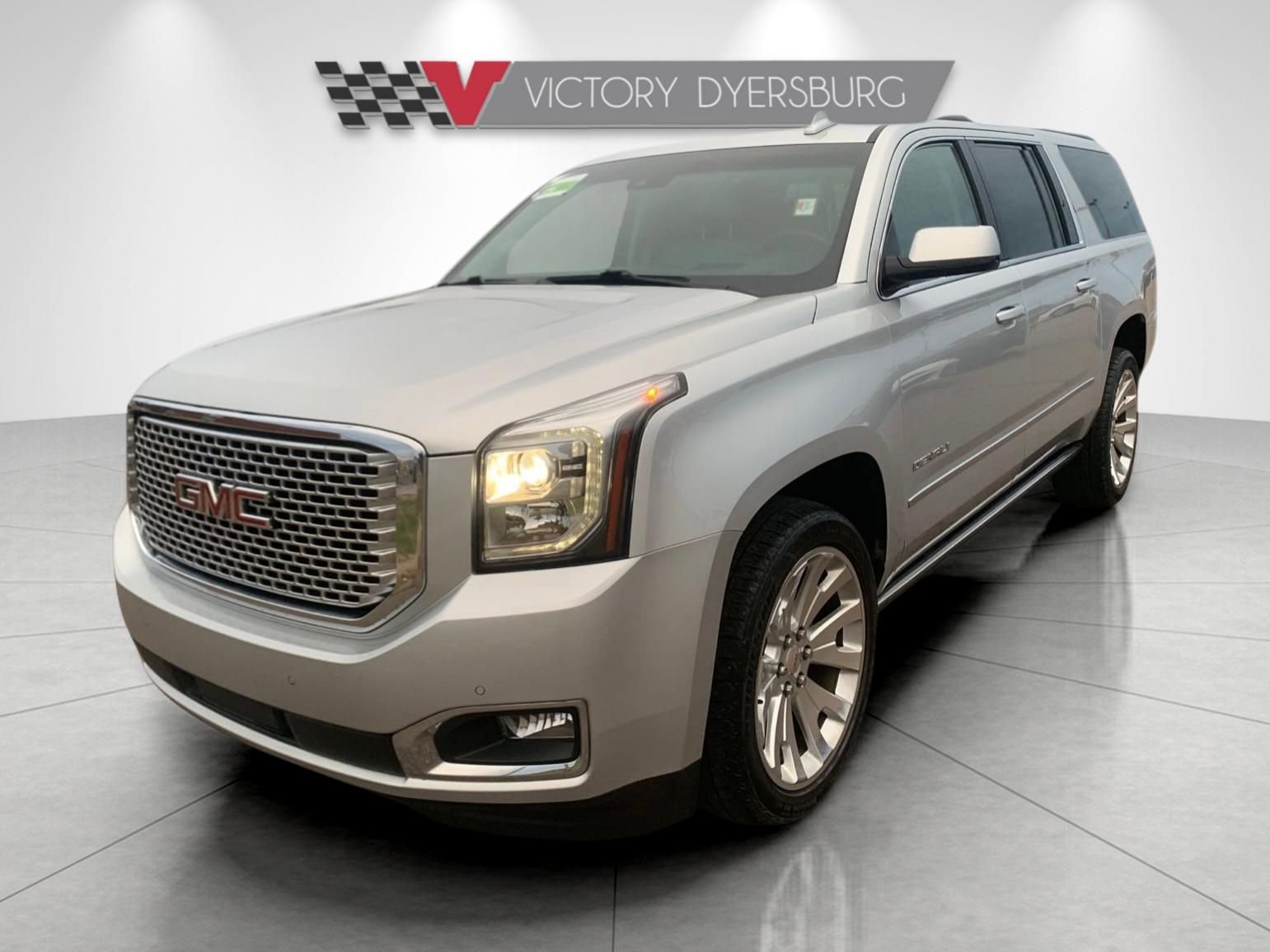 Used 2016 GMC Yukon XL Denali w/ Open Road Package image 4