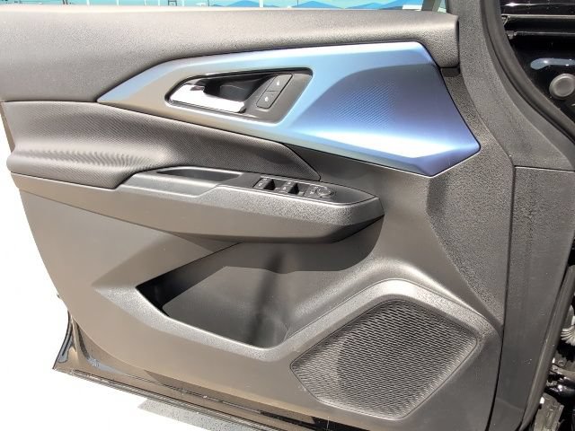 New 2026 Chevrolet Equinox EV LT FWD image 15
