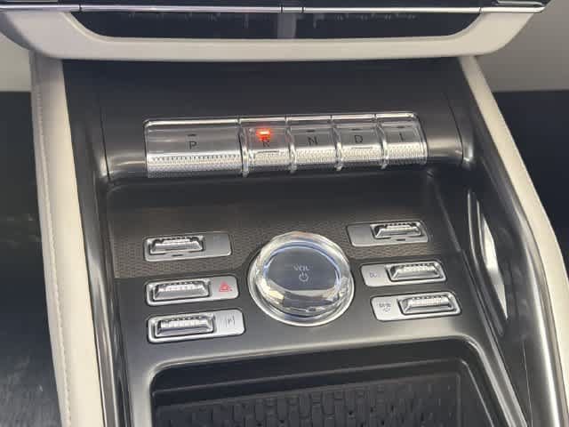 New 2026 Lincoln Nautilus Premier AWD/4WD image 8