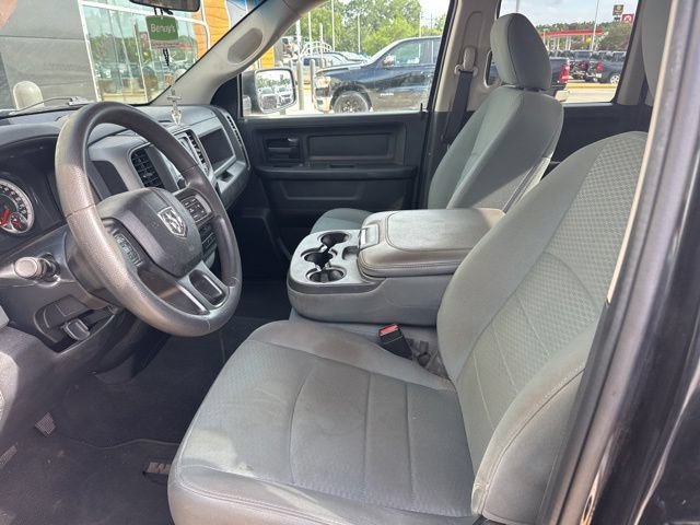 Used 2018 RAM 1500 Express RWD image 4