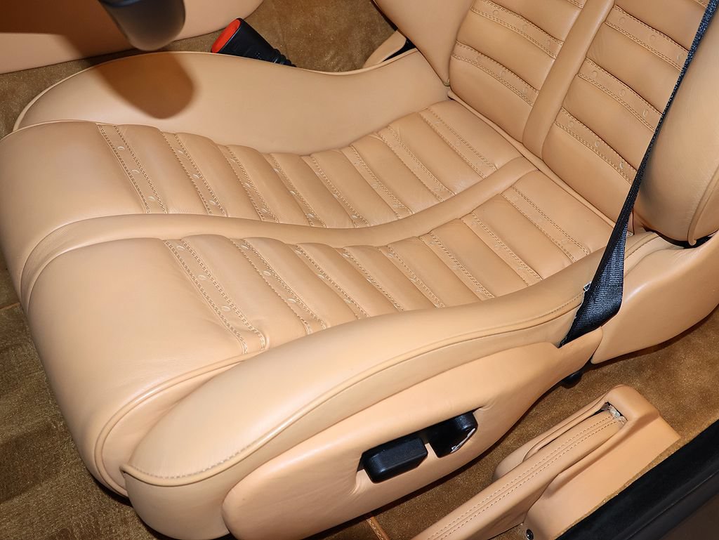 Used 2001 Ferrari 550 Maranello Coupe RWD image 63