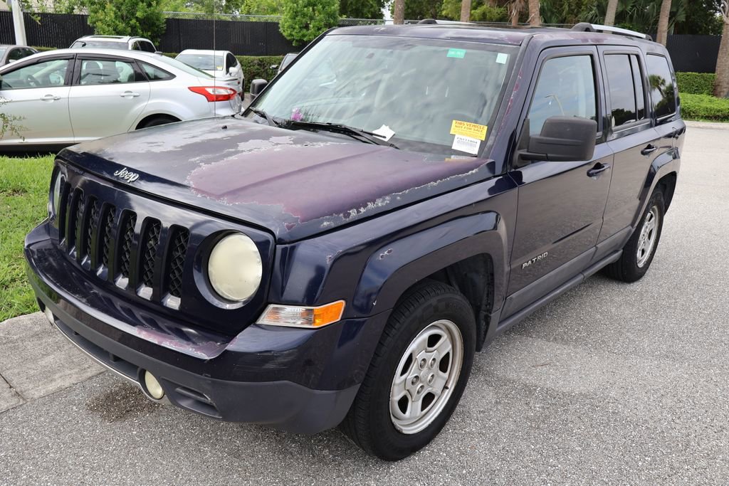 Used 2015 Jeep Patriot Limited w/ Sun/Sound Group FWD image 2