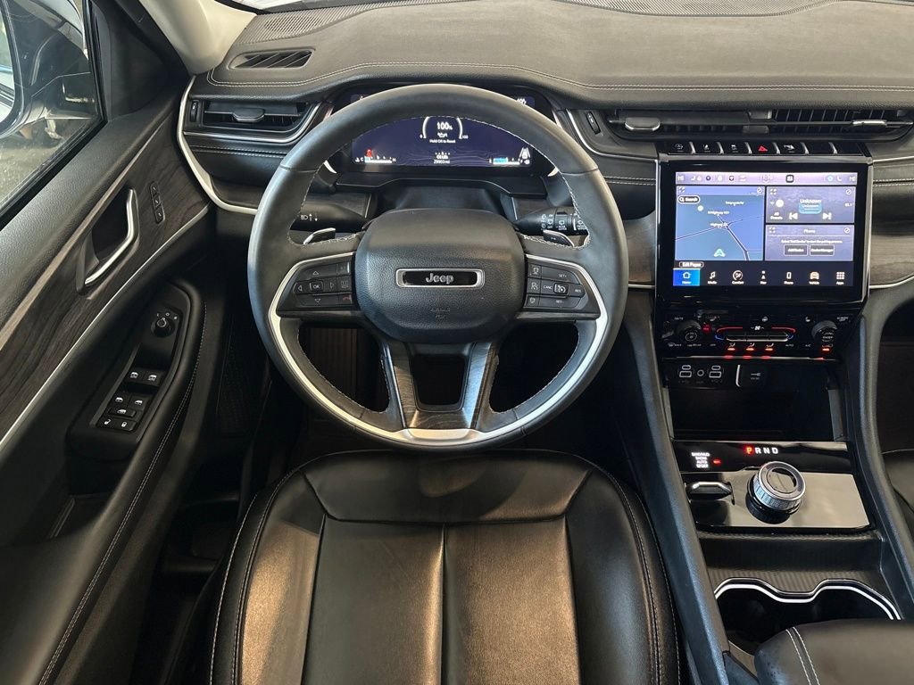 Used 2024 Jeep Grand Cherokee L Limited image 18