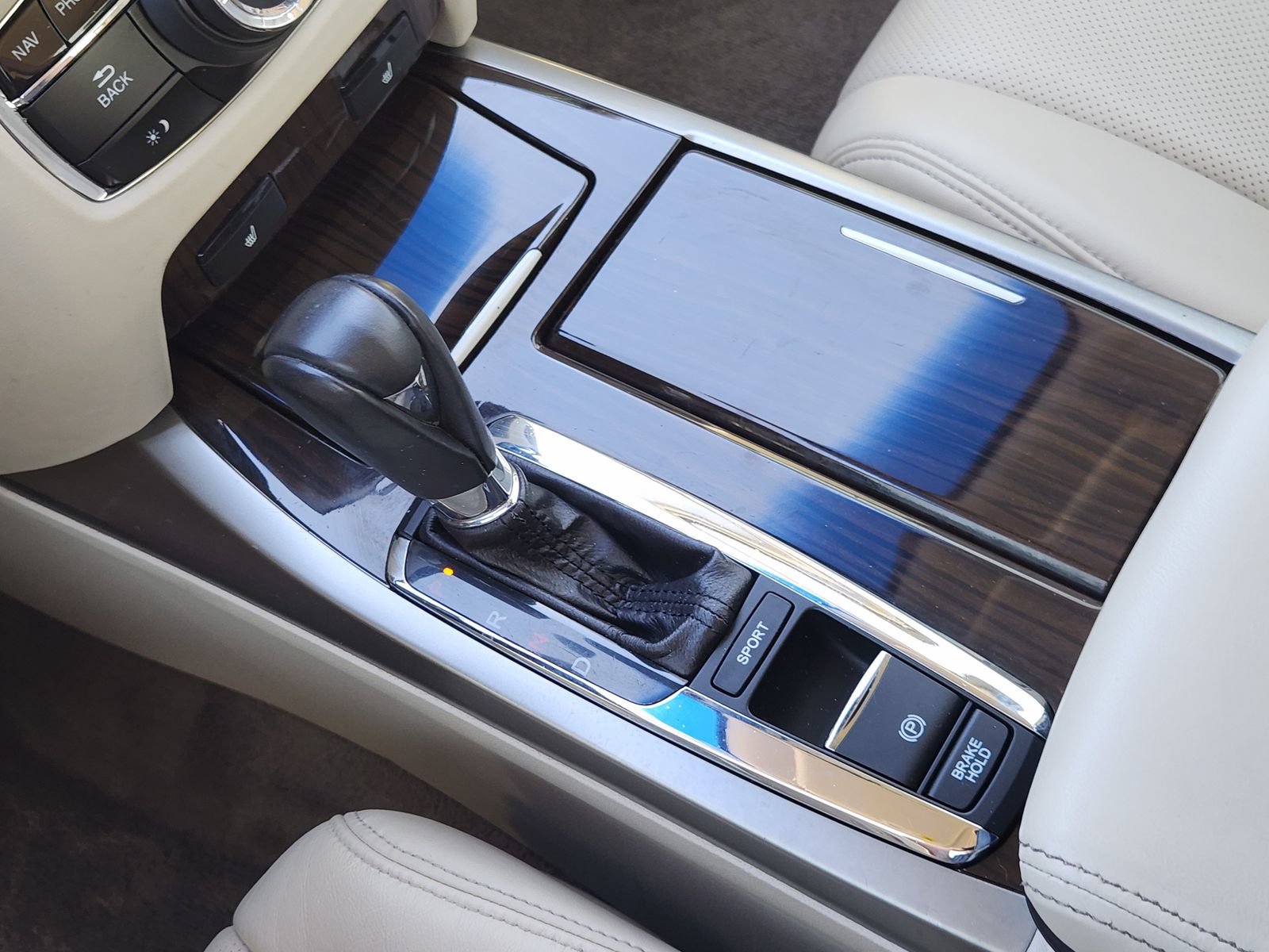 Used 2014 Acura RLX w/ Technology Package FWD image 24