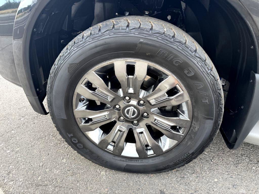 Used 2015 Nissan Armada Platinum image 34