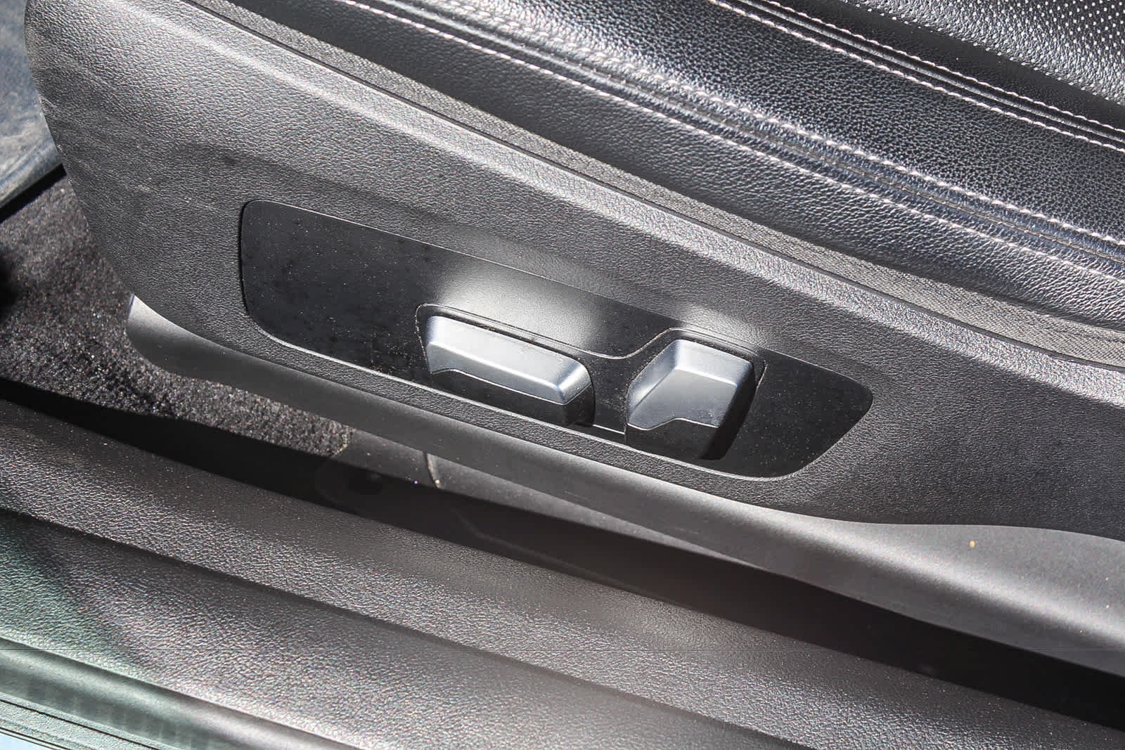 Used 2023 BMW 430i Coupe w/ Premium Package RWD image 20