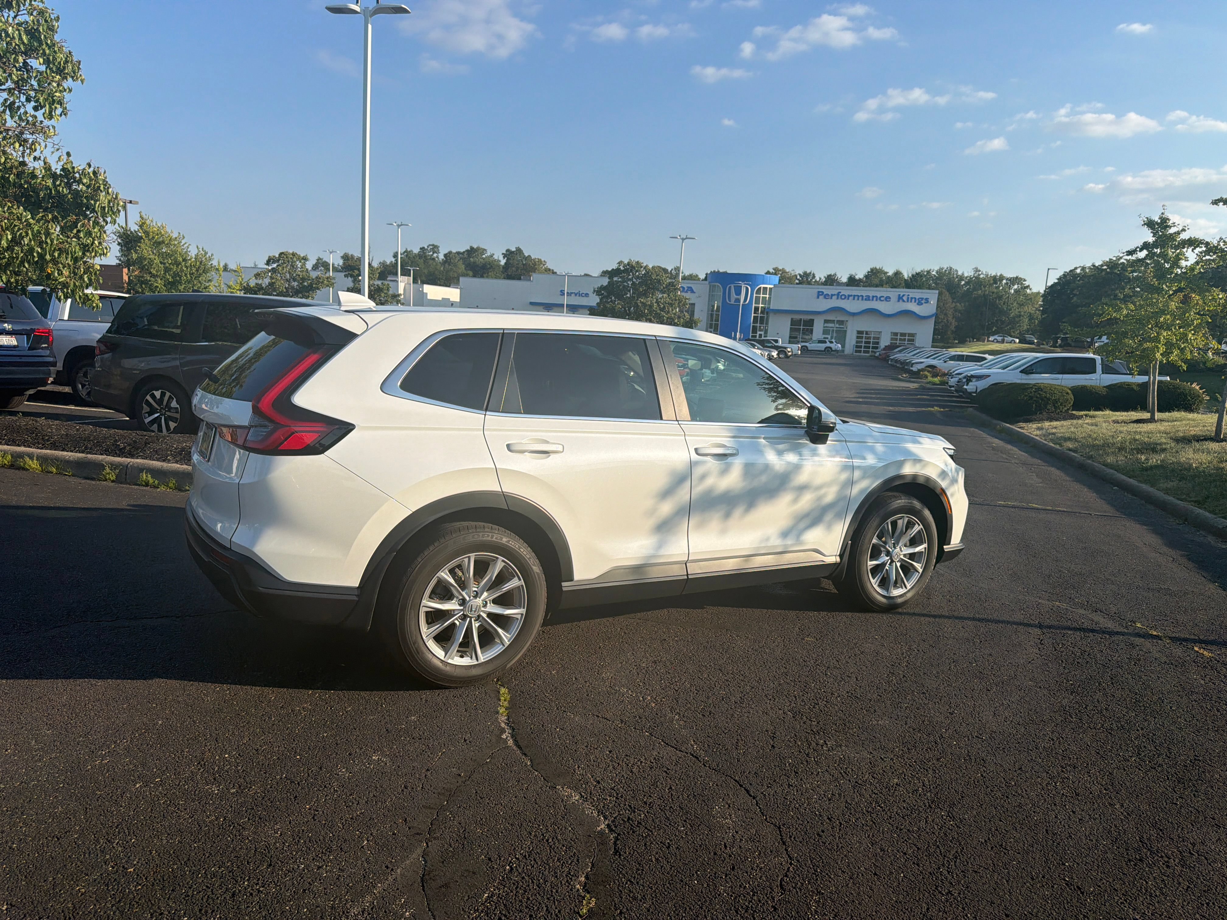 Used 2024 Honda CR-V EX-L image 14