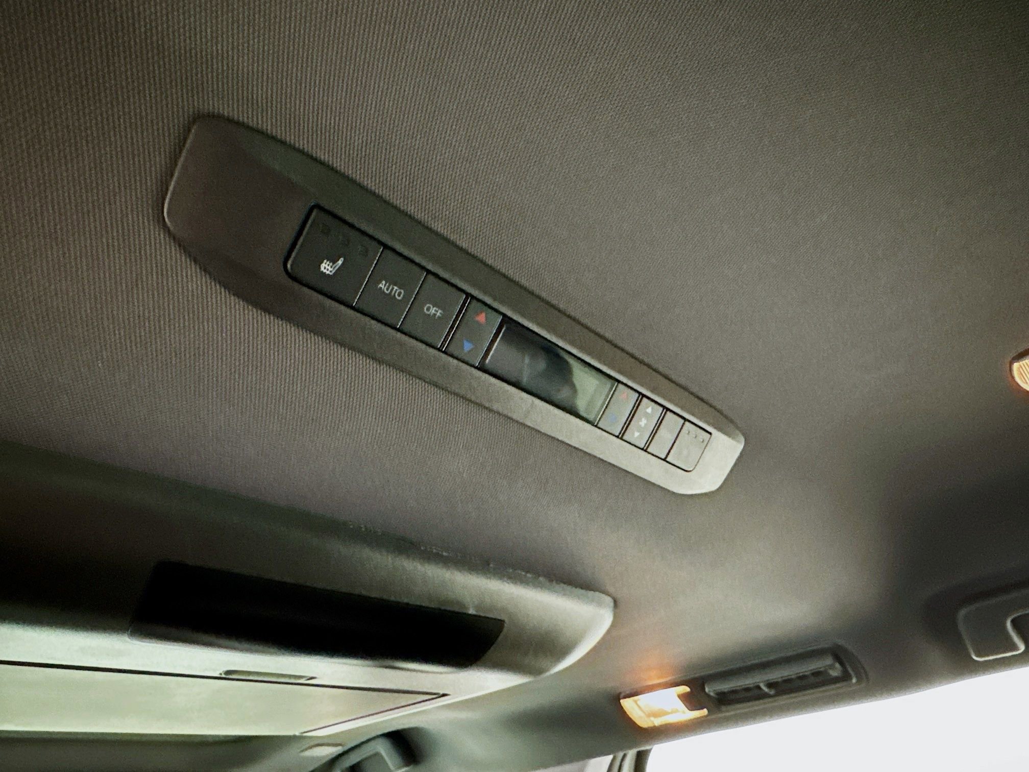 Certified 2022 Toyota Sienna Platinum image 21