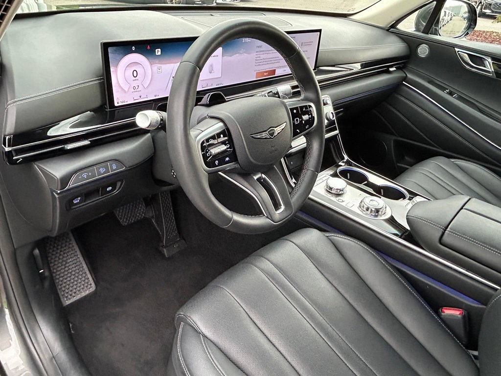 Used 2025 Genesis GV80 2.5T Standard AWD/4WD image 16