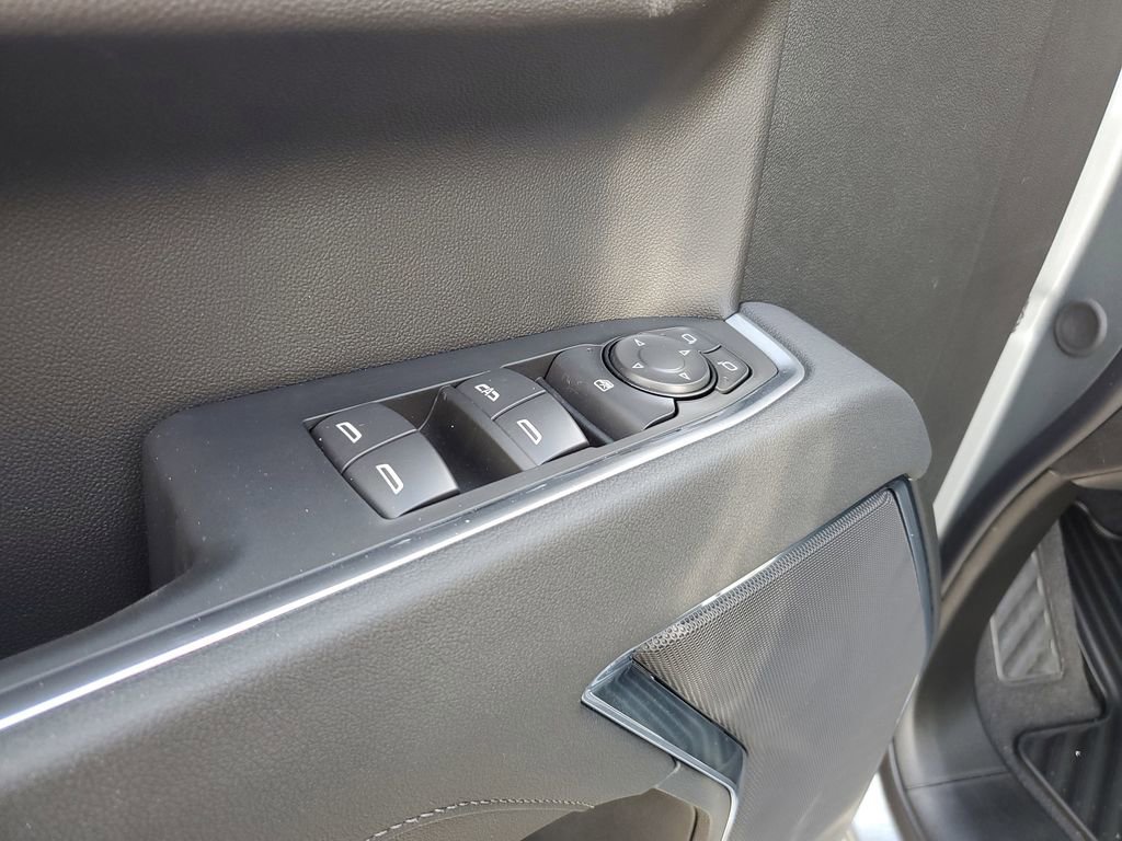 New 2026 GMC Sierra 1500 Elevation image 13
