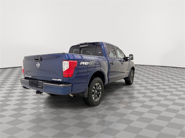 Used 2017 Nissan Titan PRO-4X image 10