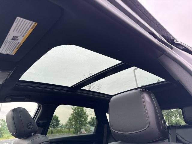 Certified 2022 Cadillac XT5 Premium Luxury image 18