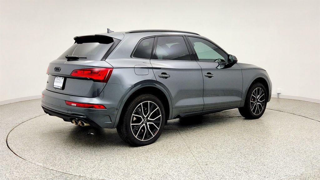 Used 2022 Audi SQ5 Prestige AWD/4WD image 5