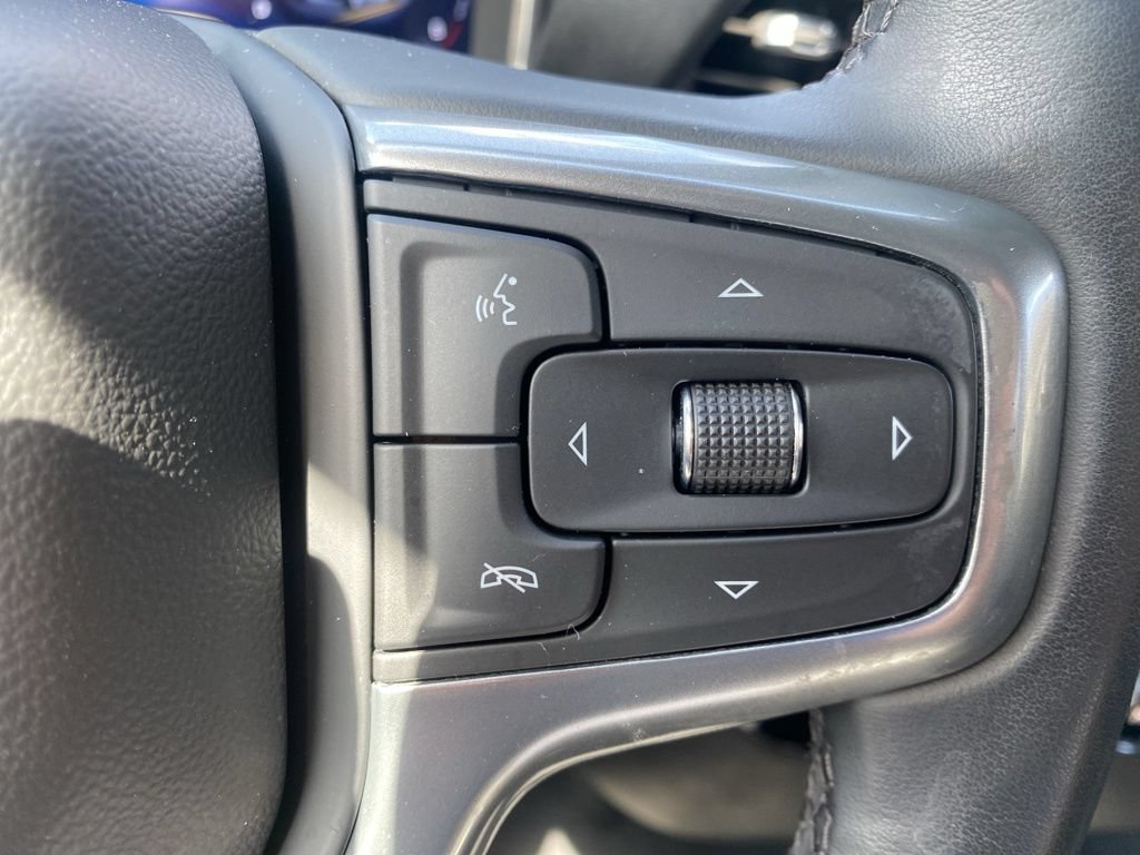 Used 2023 Chevrolet Silverado 1500 LT AWD/4WD image 29