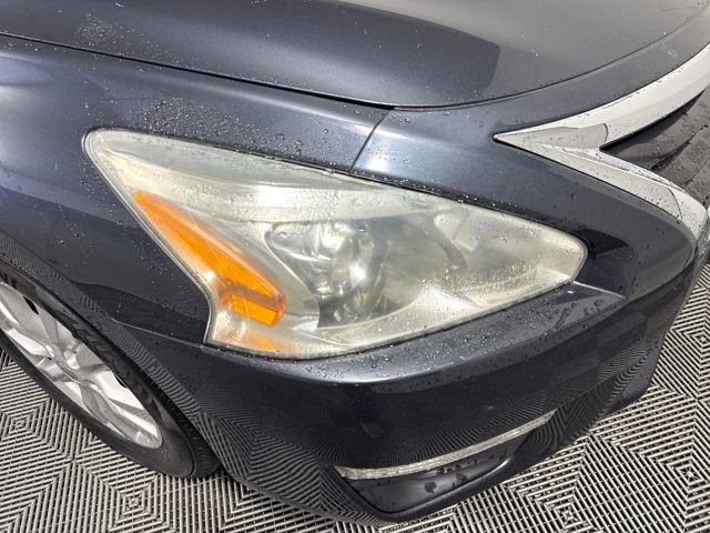 Used 2015 Nissan Altima 2.5 S w/ Sport Value Package FWD image 12