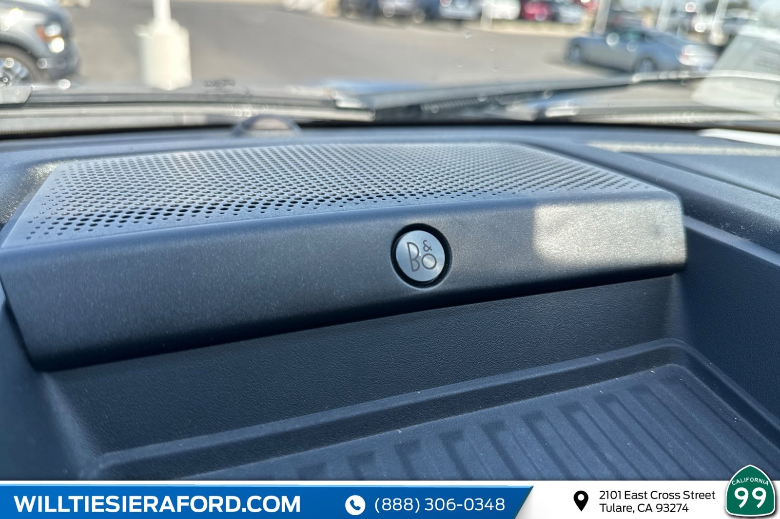 Certified 2021 Ford F250 Platinum w/ FX4 Off-Road Package image 13