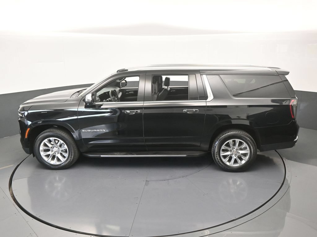 Used 2026 Chevrolet Suburban Premier AWD/4WD image 57