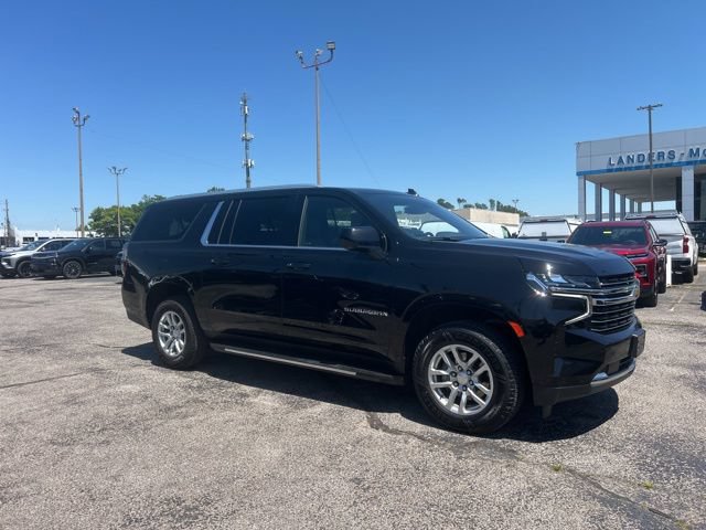 Used 2024 Chevrolet Suburban LT