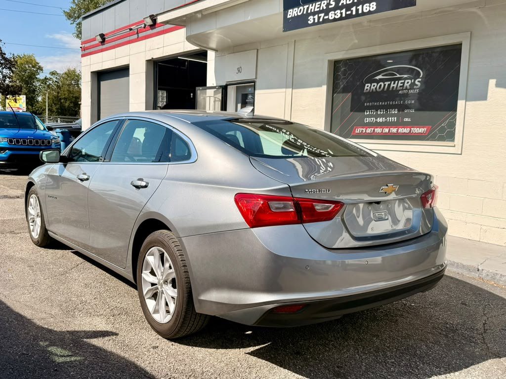 Used 2025 Chevrolet Malibu LT FWD image 14