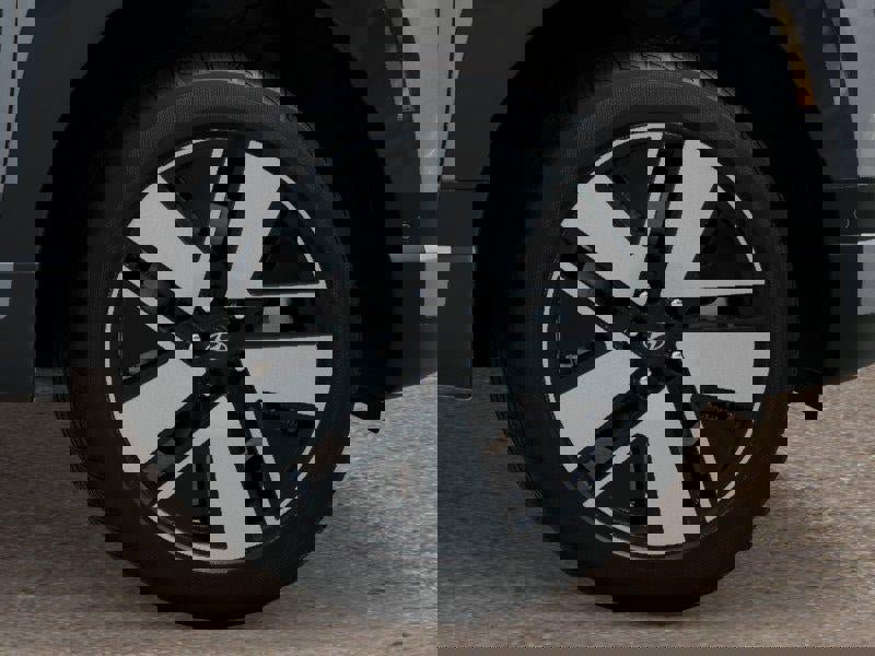 New 2026 Hyundai Ioniq 9 SEL image 8