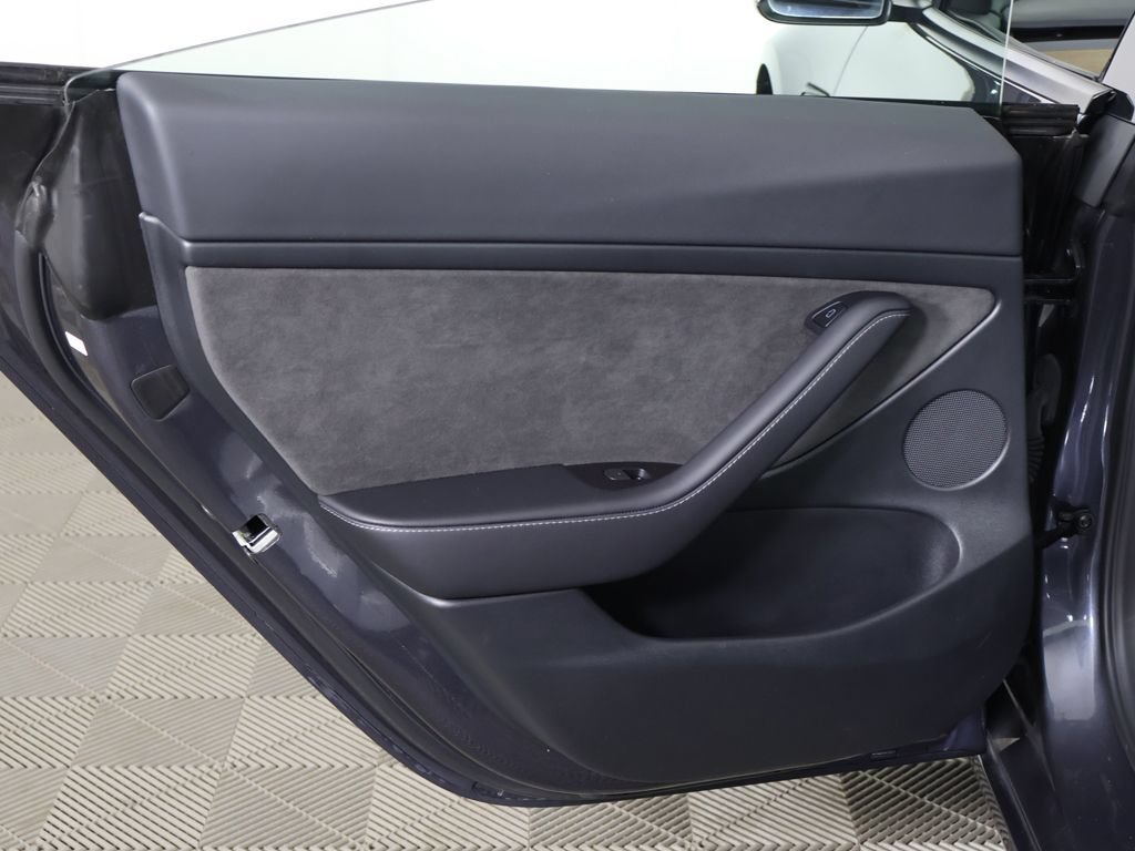 Used 2023 Tesla Model 3 Standard Range RWD image 26
