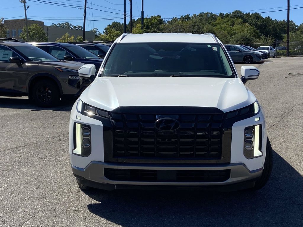 Used 2024 Hyundai Palisade SEL FWD image 3