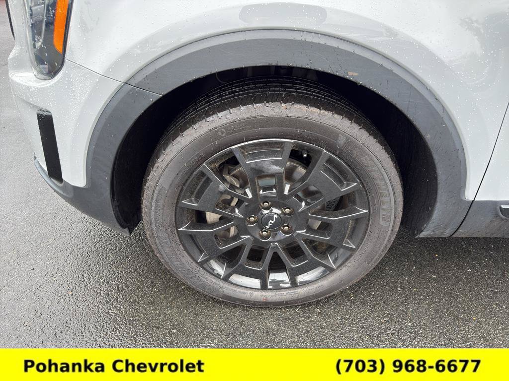 Used 2022 Kia Telluride SX w/ Nightfall Edition Package AWD/4WD image 28