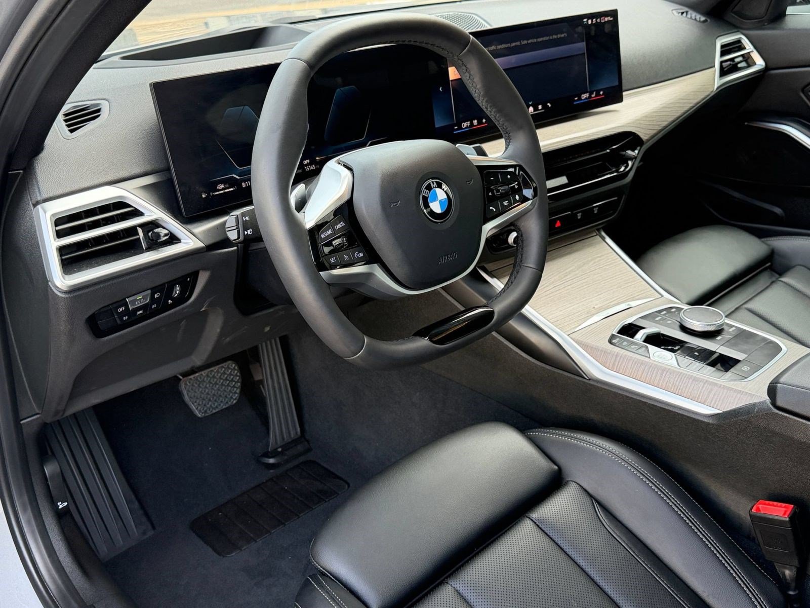 Certified 2026 BMW 330i Sedan RWD image 4