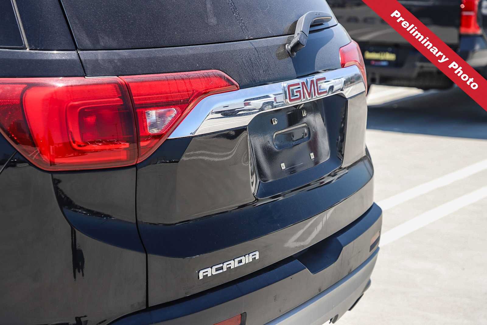 Used 2019 GMC Acadia SLE FWD image 9