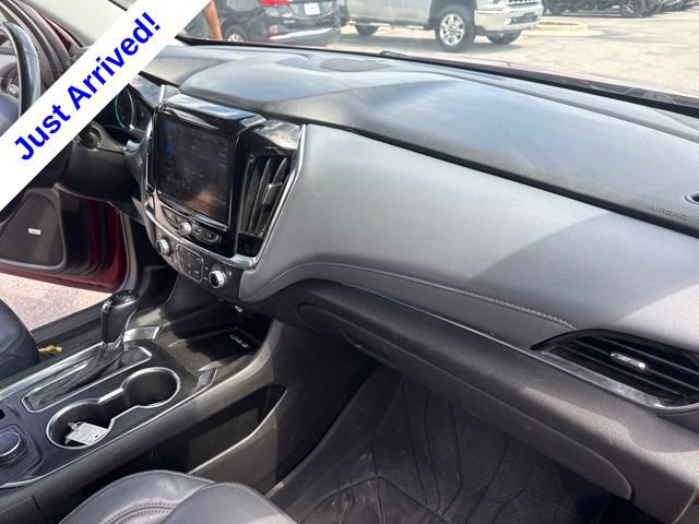 Used 2020 Chevrolet Traverse Premier FWD image 21