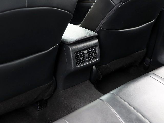 Used 2023 Toyota Camry XSE image 13