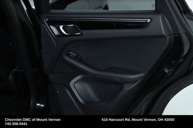 Used 2021 Porsche Macan S image 33