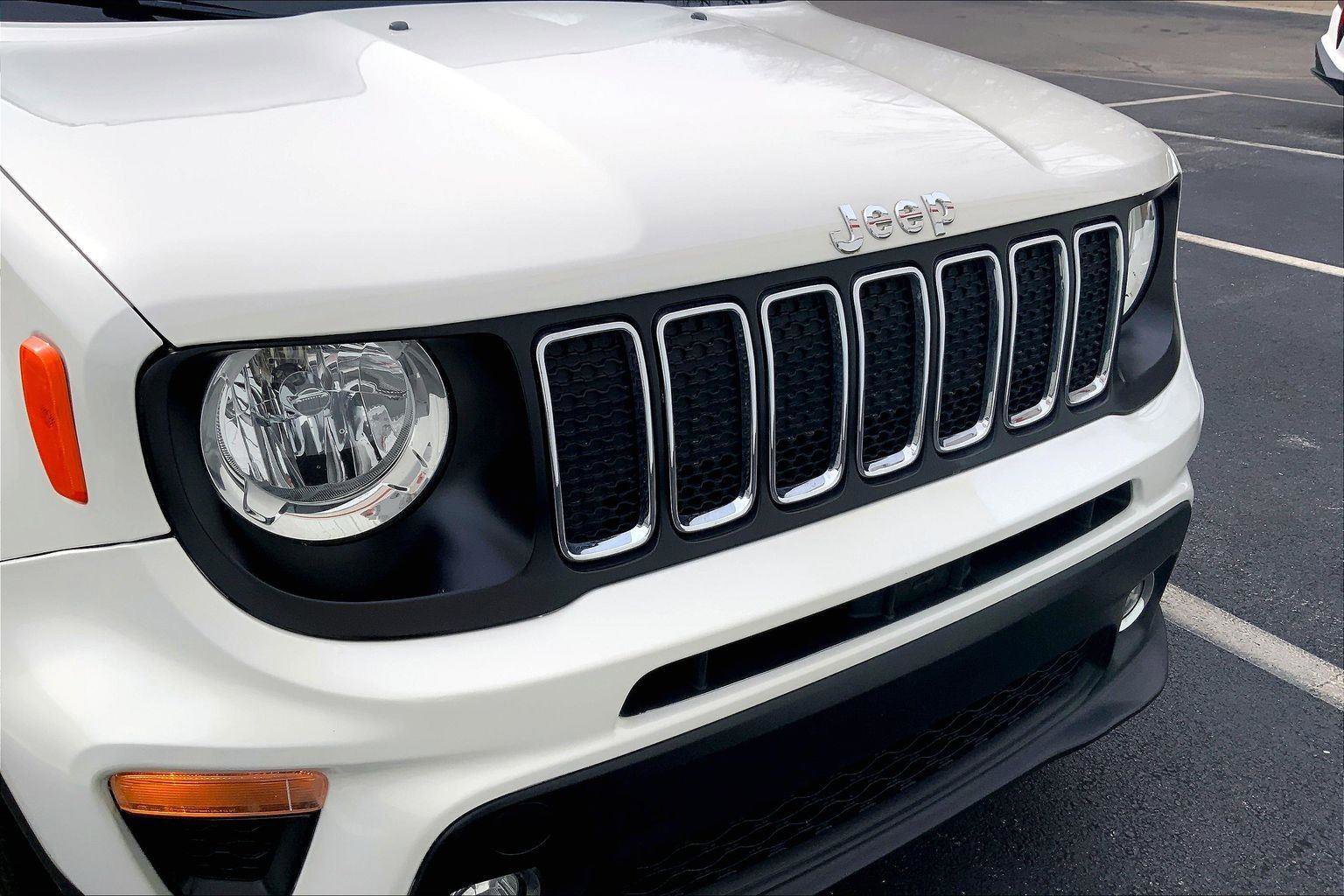 Used 2020 Jeep Renegade Latitude image 29