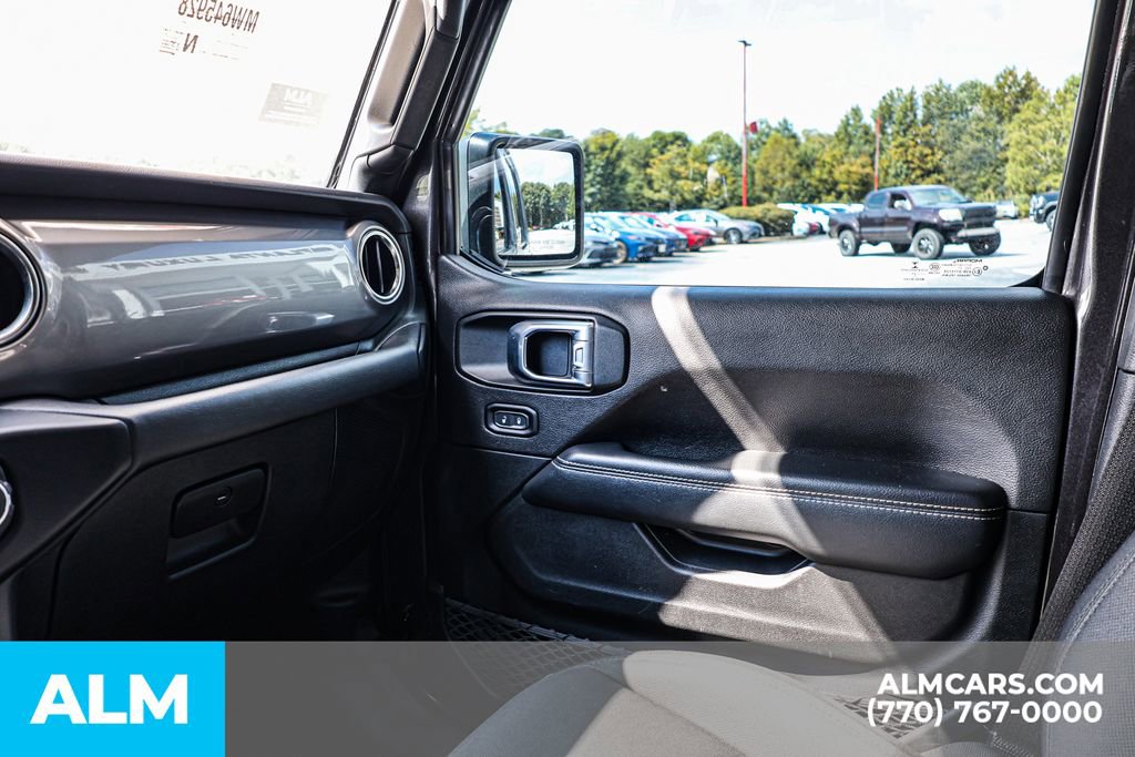 Used 2021 Jeep Wrangler Unlimited Sahara image 48