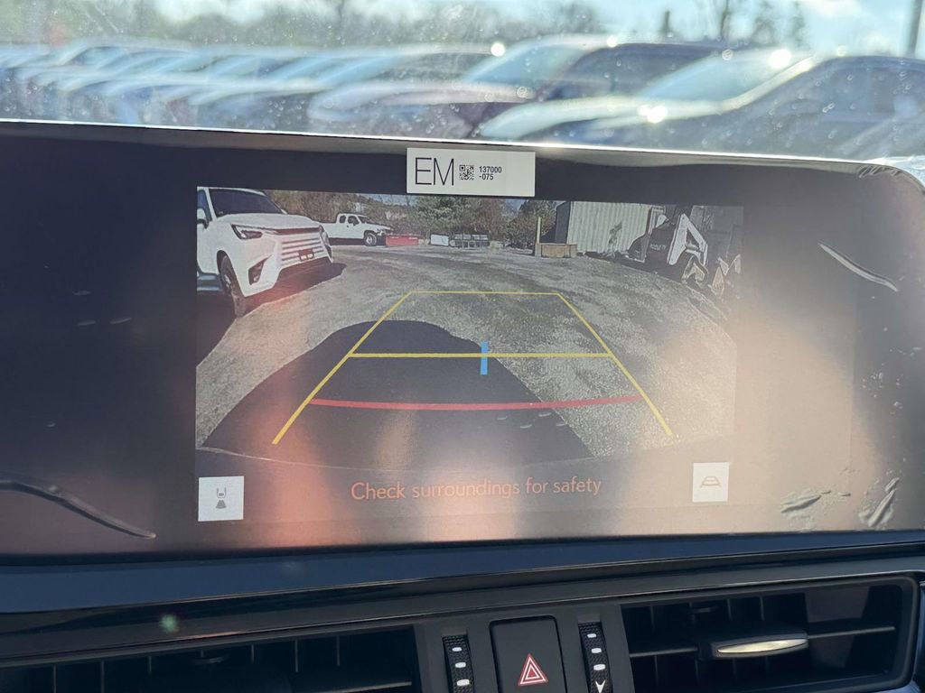 New 2025 Lexus ES 350 Premium image 11