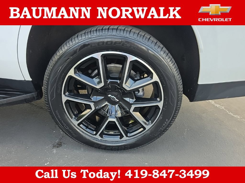 Used 2024 Chevrolet Tahoe RST w/ Luxury Package AWD/4WD image 23